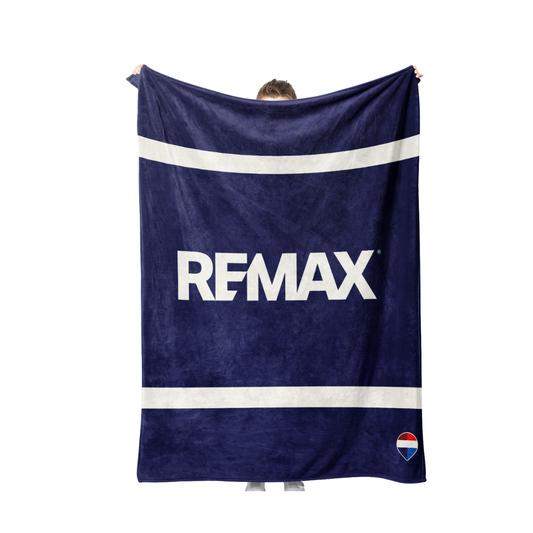Large REMAX Blanket